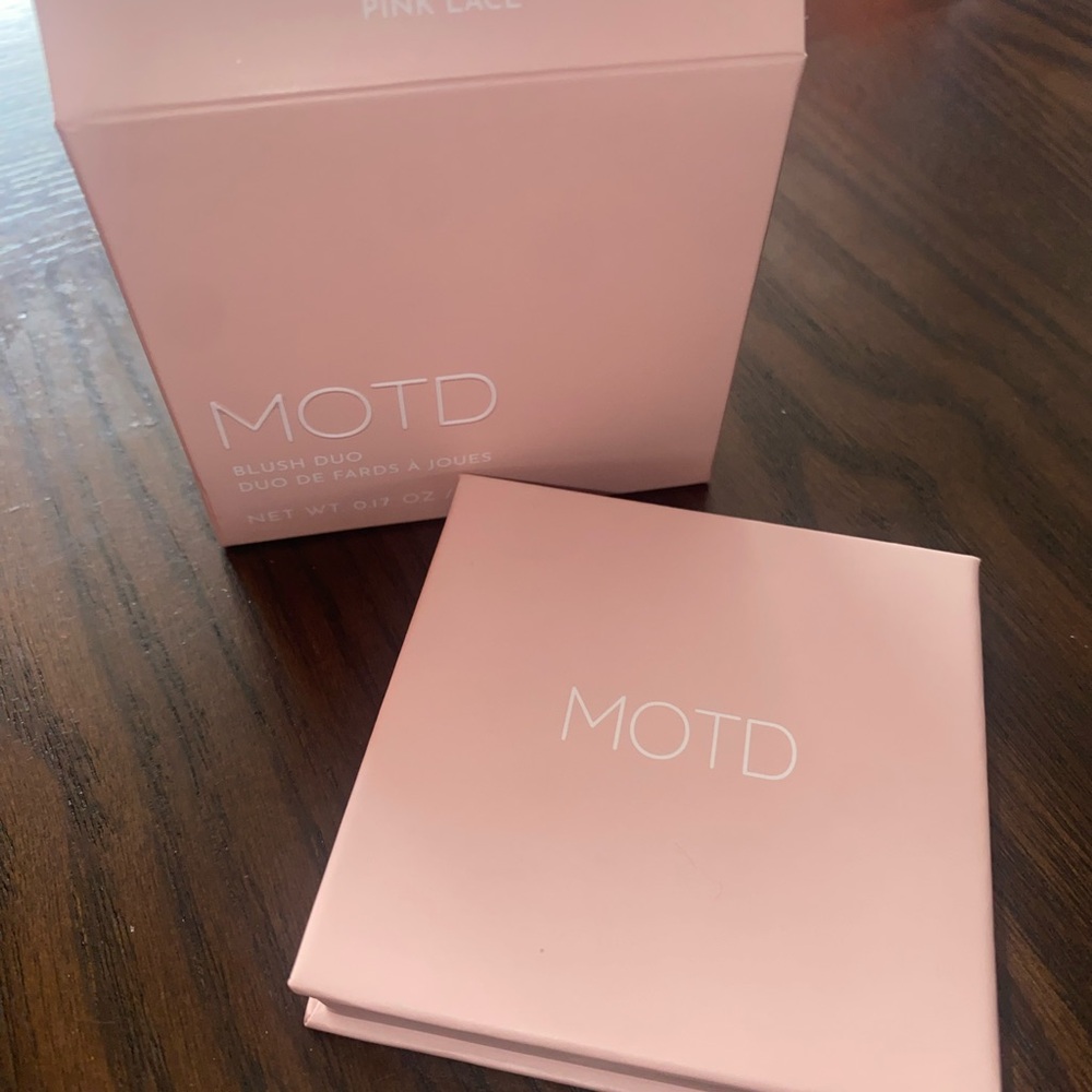 MOTD Jouer Pink Lace Blush Duo